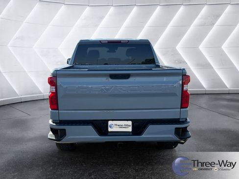 Certified 2024 Chevrolet Silverado 1500 Custom image 4