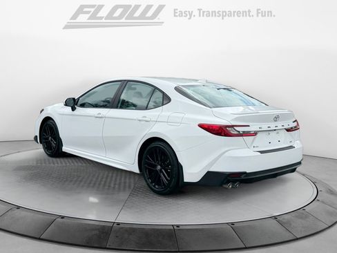 Certified 2026 Toyota Camry SE w/ Convenience Package FWD image 6