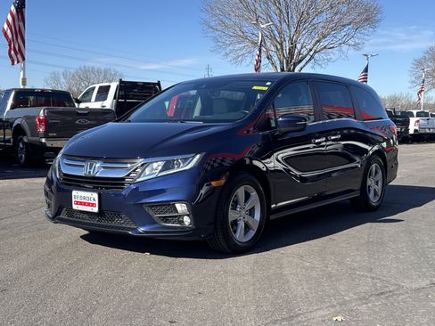 Used 2018 Honda Odyssey EX-L image 3