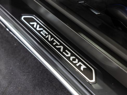 Used 2016 Lamborghini Aventador LP 750-4 Superveloce image 30