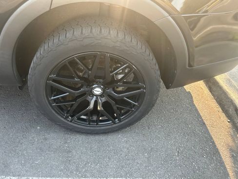 Used 2018 Kia Sorento AWD image 12