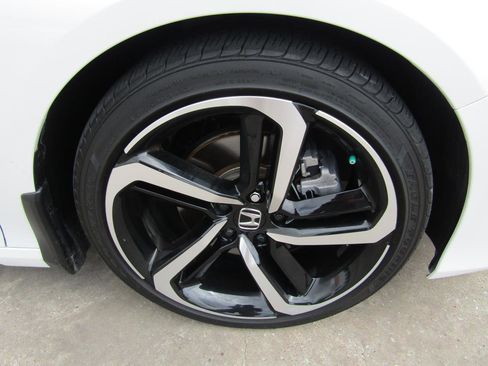 Used 2021 Honda Accord Sport image 7