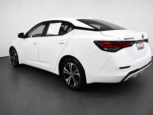 Certified 2022 Nissan Sentra SV w/ Trunk Package FWD image 6