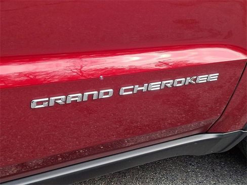 Used 2015 Jeep Grand Cherokee Laredo w/ Quick Order Package 23E image 30