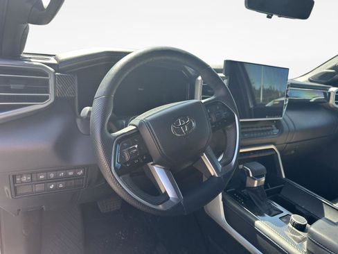 Used 2024 Toyota Tundra Platinum image 11