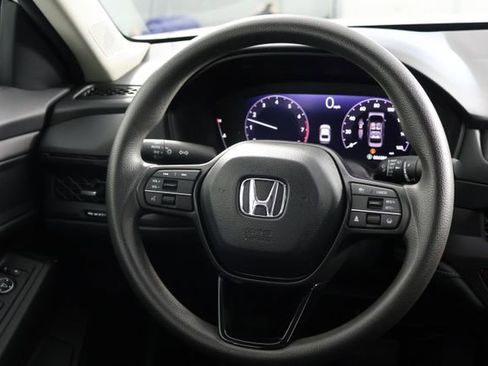 Certified 2025 Honda Accord SE image 10