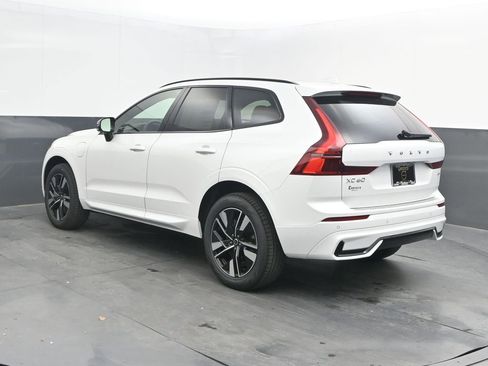 New 2026 Volvo XC60 T8 Core w/ Climate Package AWD/4WD image 3