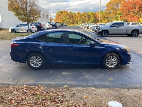 Certified 2025 Toyota Camry LE image 9