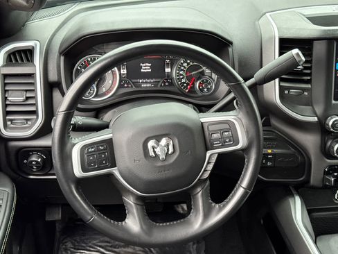 Used 2022 RAM 2500 Big Horn w/ Night Edition AWD/4WD image 16