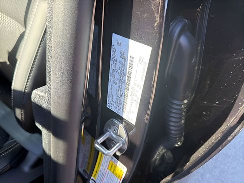 New 2026 Ford Escape SE w/ Class II Trailer Tow Package image 33