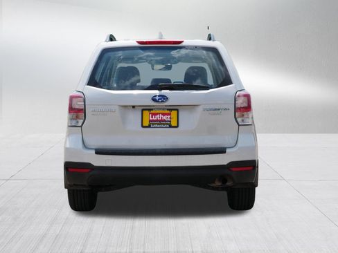 Used 2017 Subaru Forester 2.5i w/ Alloy Wheel Package AWD/4WD image 6