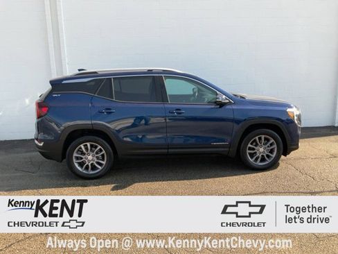 Used 2023 GMC Terrain SLT w/ LPO, Floor Liner Package image 3