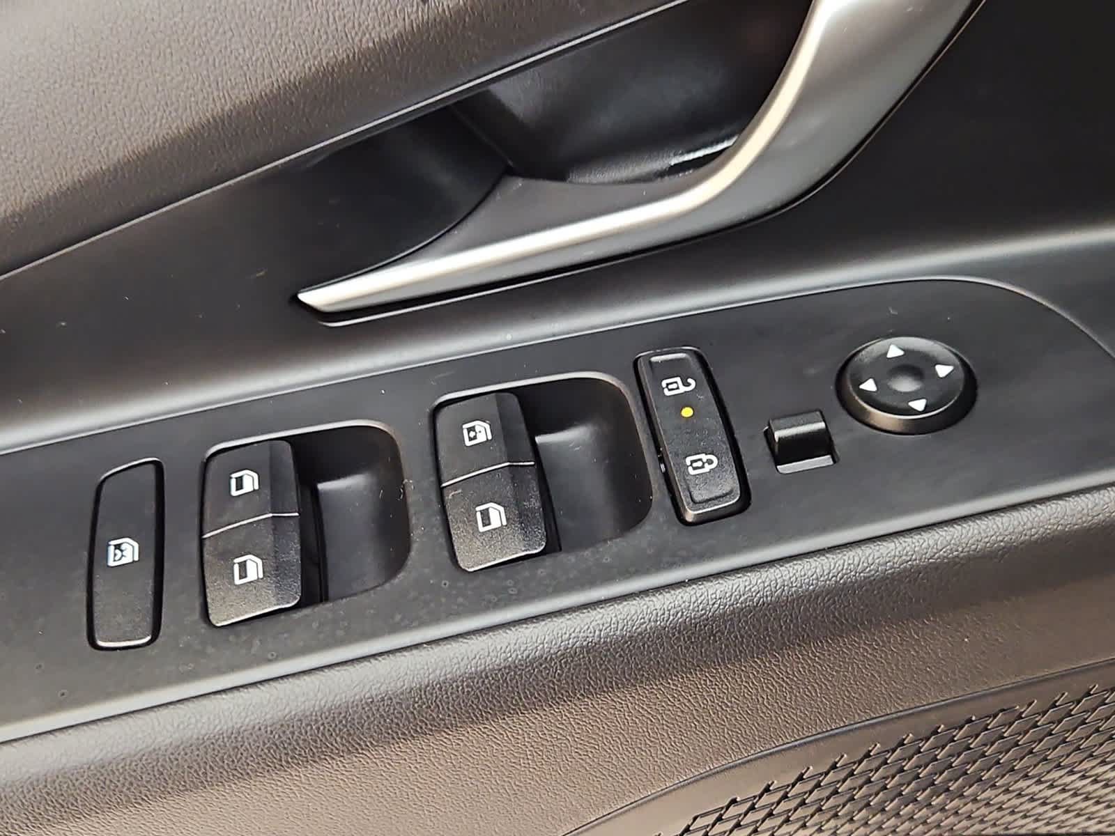 Used 2024 Hyundai Elantra SEL FWD image 16