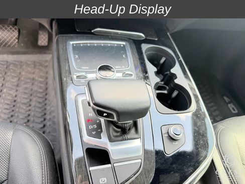 Used 2019 Audi Q7 3.0T Prestige AWD/4WD image 11