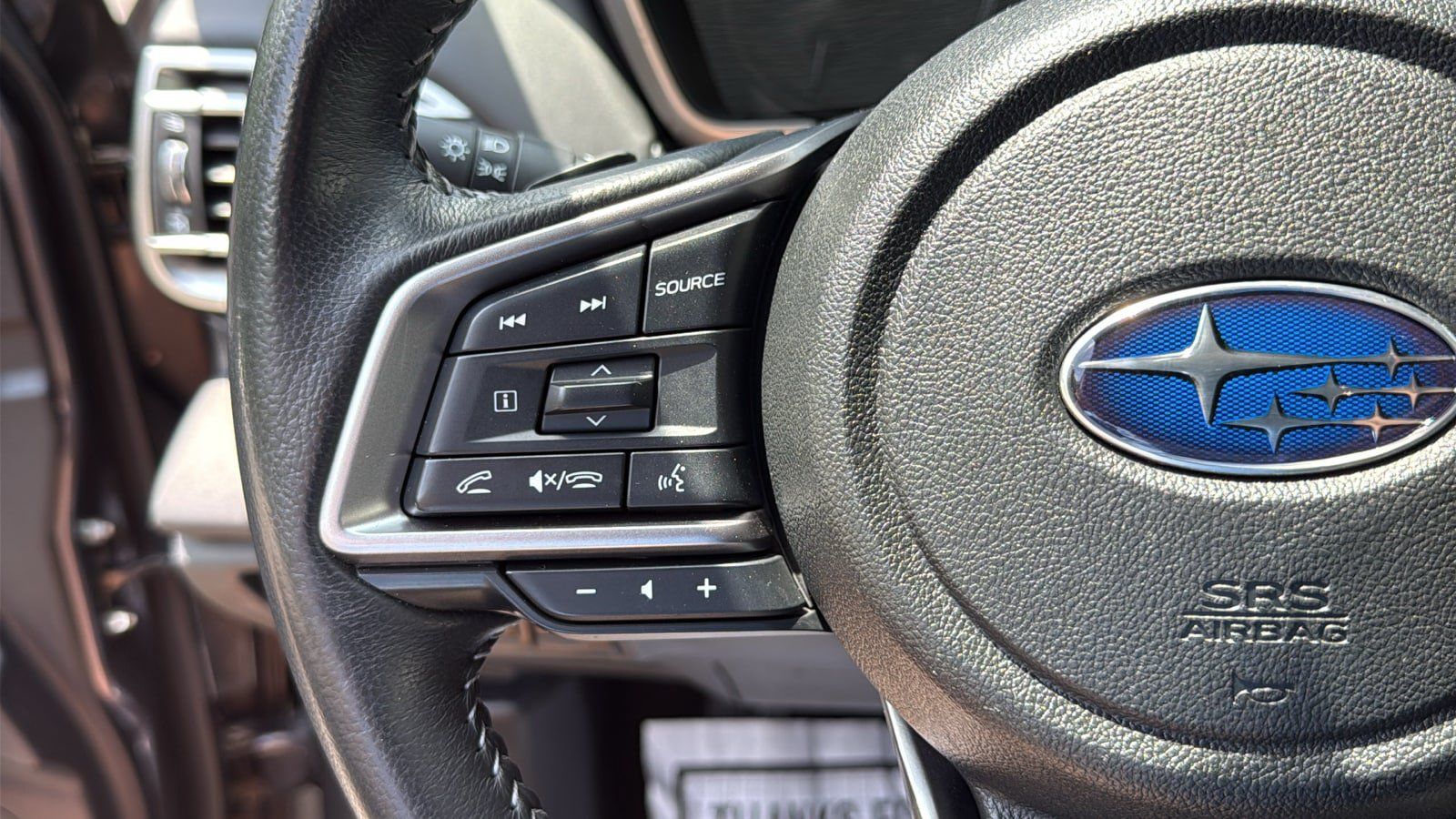 Used 2023 Subaru Outback Limited AWD/4WD image 14