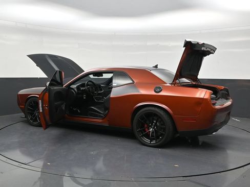 Used 2021 Dodge Challenger R/T Scat Pack w/ T/A Package RWD image 31