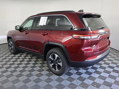 Used 2024 Jeep Grand Cherokee Limited 4xe AWD/4WD image 6