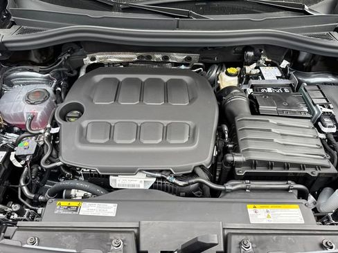 New 2026 Volkswagen Tiguan S image 10