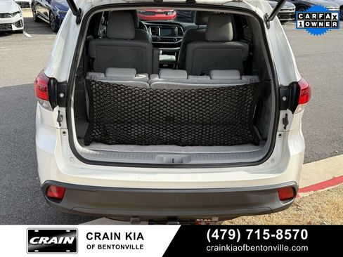 Used 2017 Toyota Highlander XLE image 7