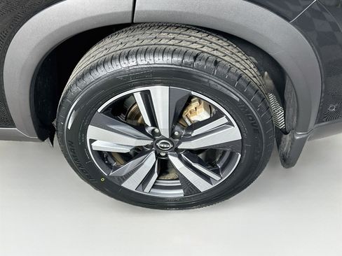Used 2023 Nissan Rogue SL w/ SL Premium Package FWD image 11