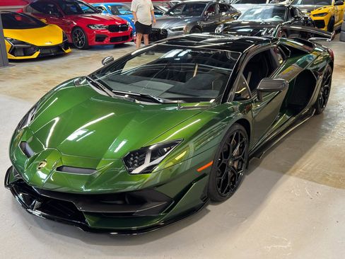 Used 2021 Lamborghini Aventador SVJ AWD/4WD image 43