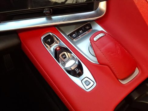 Used 2021 Chevrolet Corvette Stingray Preferred Cpe w/ Z51 Performance Package RWD image 16