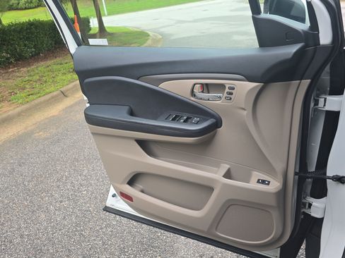Used 2021 Honda Pilot EX-L image 26