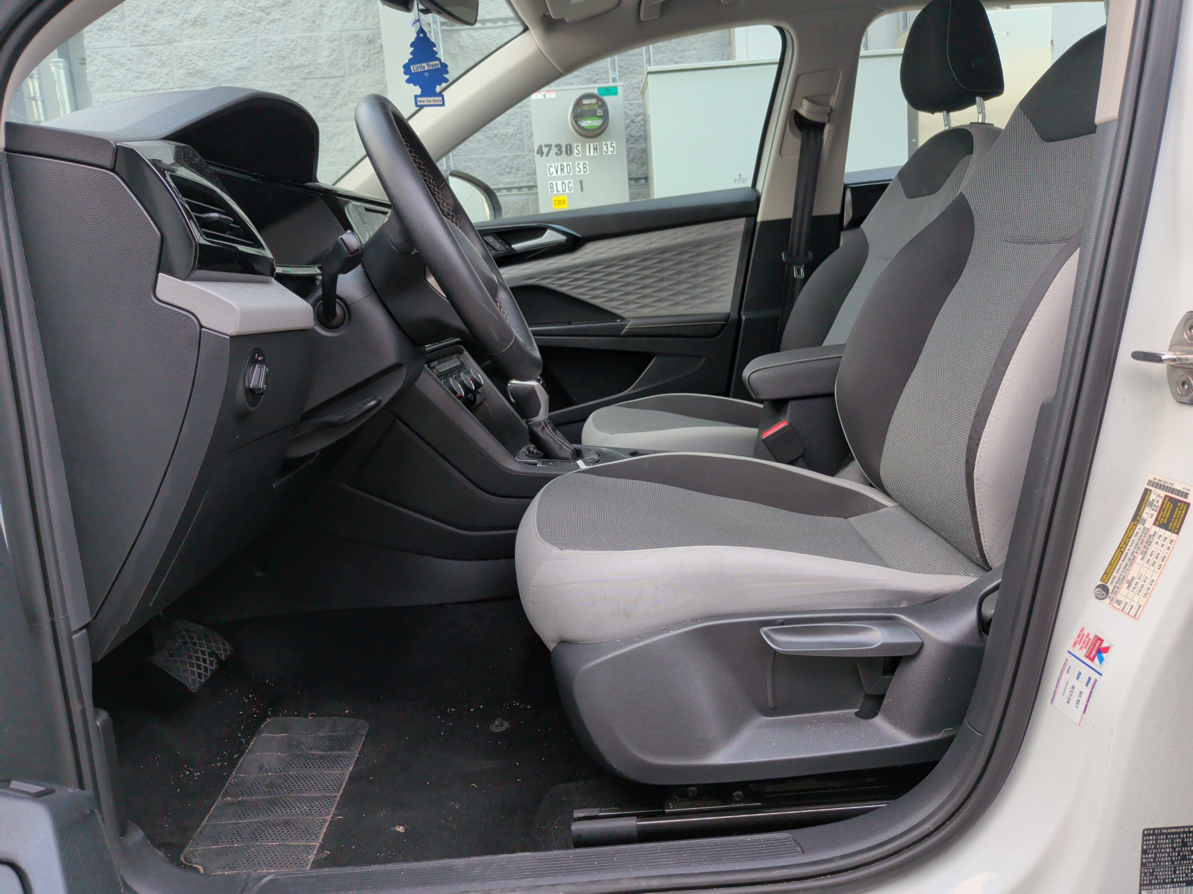 Used 2024 Volkswagen Taos S FWD image 16