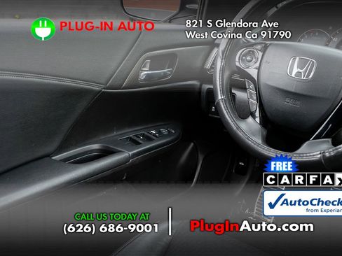Used 2017 Honda Accord Sport image 12