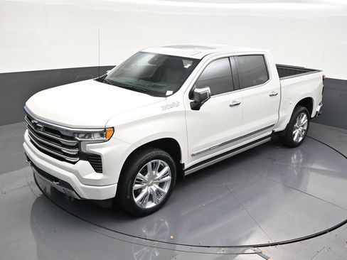 Used 2023 Chevrolet Silverado 1500 High Country w/ High Country Premium Package image 18