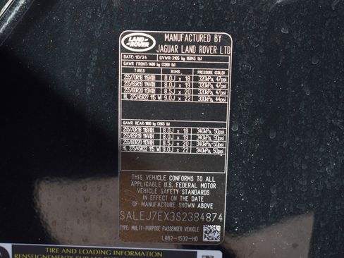 Used 2025 Land Rover Defender 110 S AWD/4WD image 42