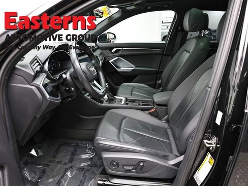 Used 2022 Audi Q3 2.0T Premium w/ Convenience Package AWD/4WD image 14