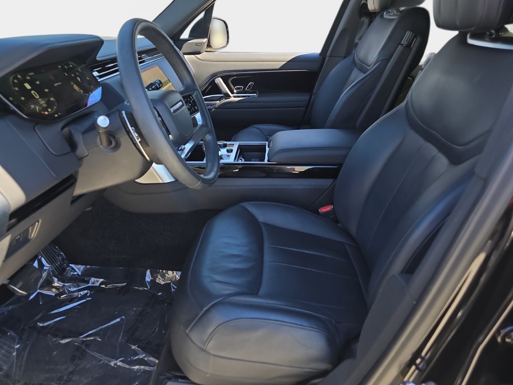 Used 2023 Land Rover Range Rover Long Wheelbase SE AWD/4WD image 17