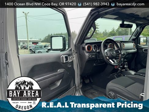 Used 2021 Jeep Gladiator Mojave AWD/4WD image 9