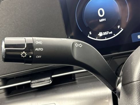 Used 2026 Hyundai Kona Limited AWD/4WD image 27