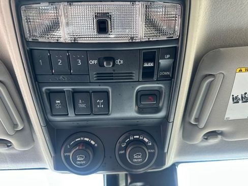 Used 2024 Toyota 4Runner TRD Off-Road Premium w/ Moonroof Package AWD/4WD image 41