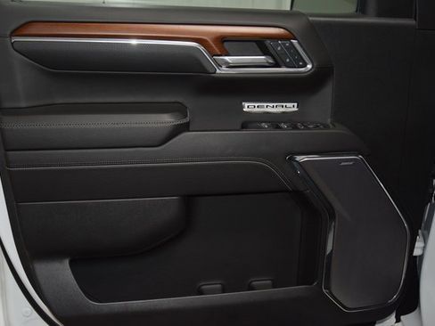 Used 2023 GMC Sierra 1500 Denali w/ Denali Reserve Package image 50