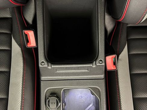 Used 2022 Volkswagen GTI Autobahn image 27