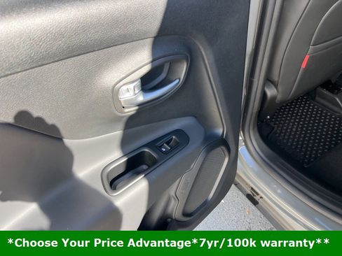 Certified 2021 Jeep Renegade Trailhawk w/ Luxury Group III image 28