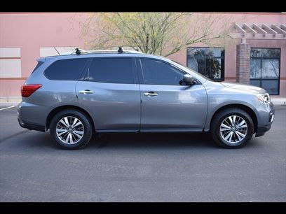 Used 2018 Nissan Pathfinder SV