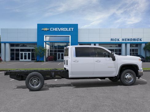New 2026 Chevrolet Silverado 3500 W/T AWD/4WD image 7