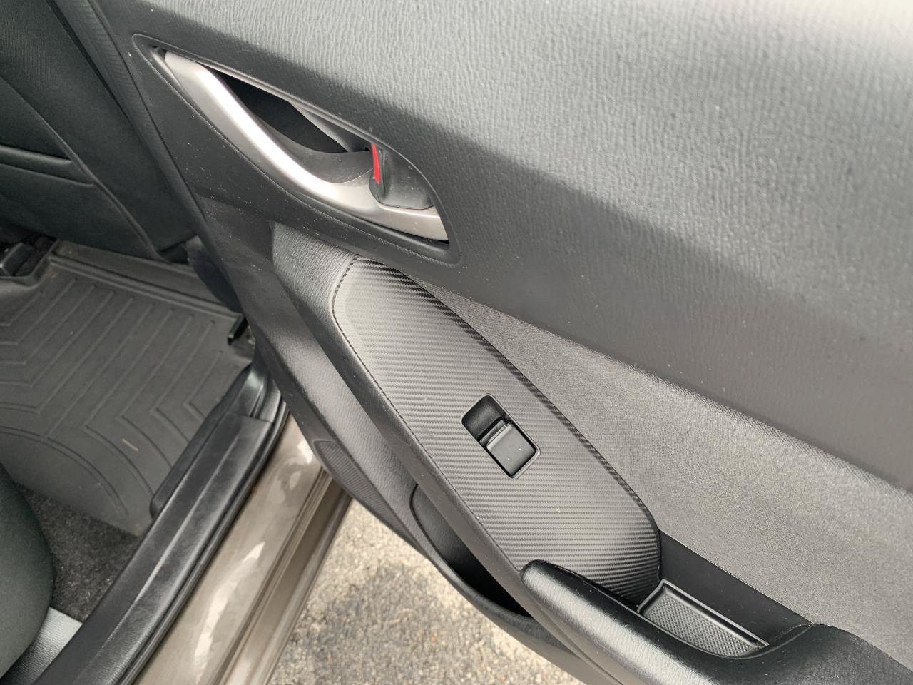 Used 2014 MAZDA MAZDA3 i Touring FWD image 28