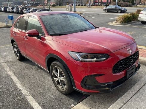 Certified 2023 Honda HR-V EX-L image 3