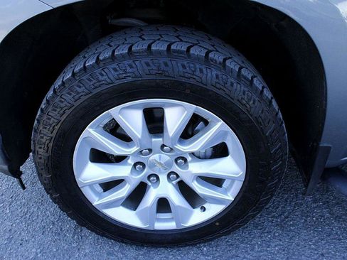 Used 2021 Chevrolet Silverado 1500 Custom image 12