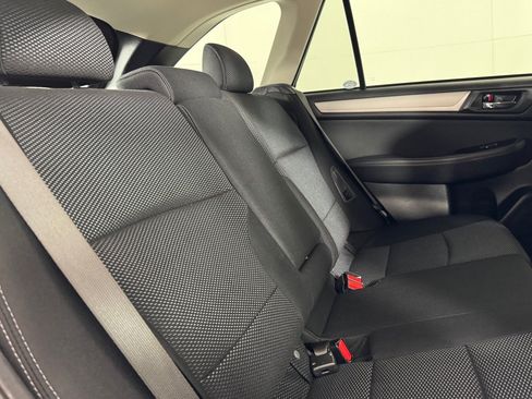 Used 2019 Subaru Outback 2.5i Premium AWD/4WD image 20