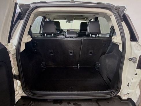 Used 2019 Ford EcoSport SES w/ SES Black Appearance Package AWD/4WD image 28