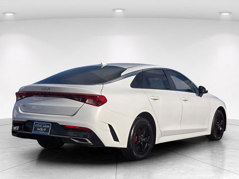 Used 2022 Kia K5 LXS FWD image 6