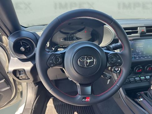 Used 2024 Toyota GR86 TRUENO Edition RWD image 12