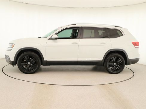 Used 2018 Volkswagen Atlas SEL Premium image 2