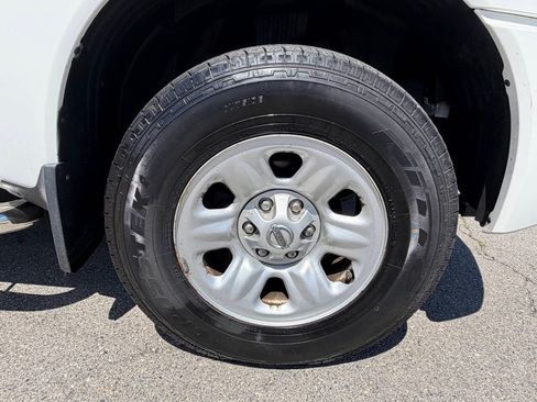 Used 2007 Nissan Titan XE AWD/4WD image 16